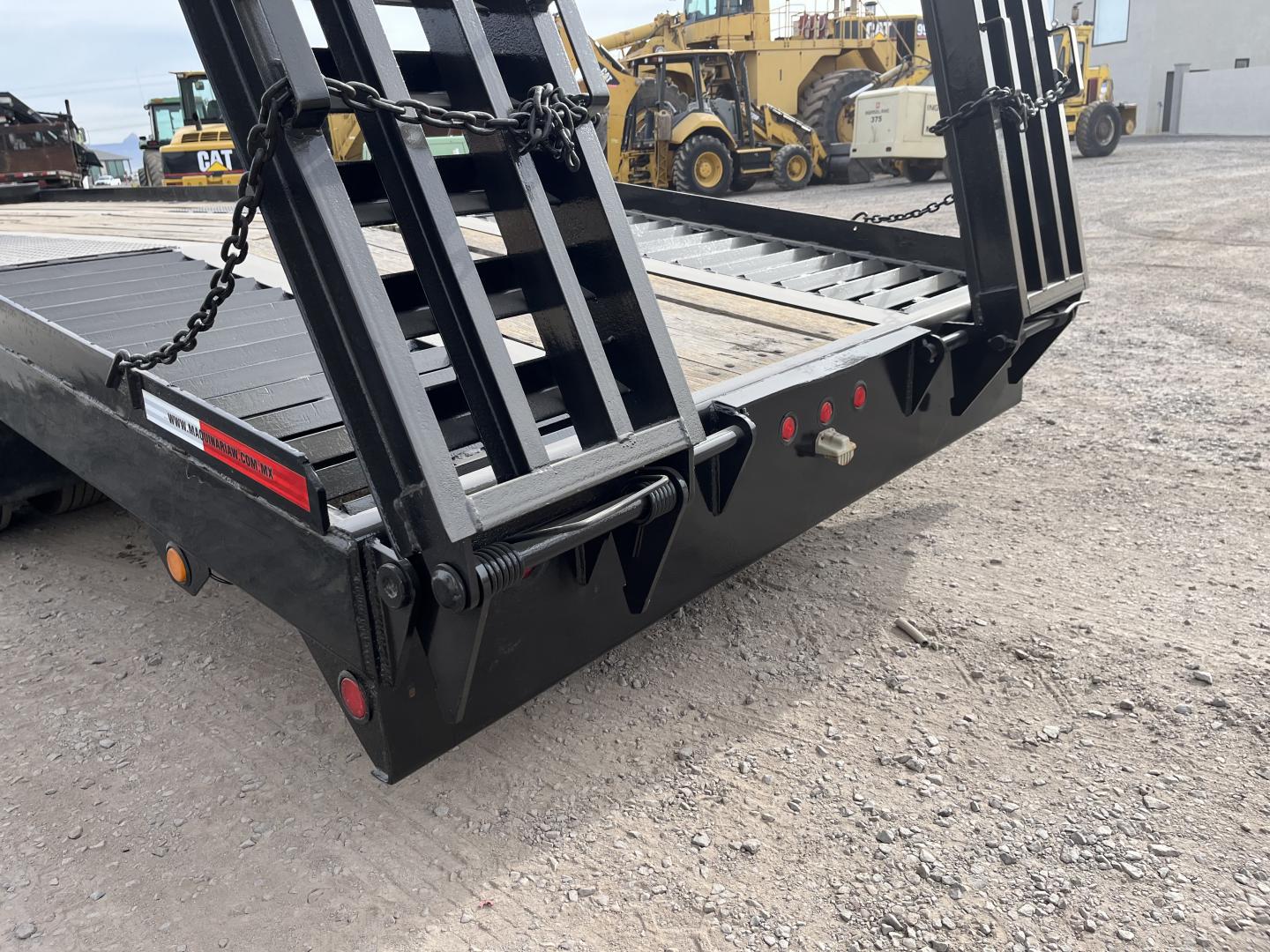 ./imagenes/INVOICE/2019/17219/REMOLQUE MGS A51-5528 (30).JPG